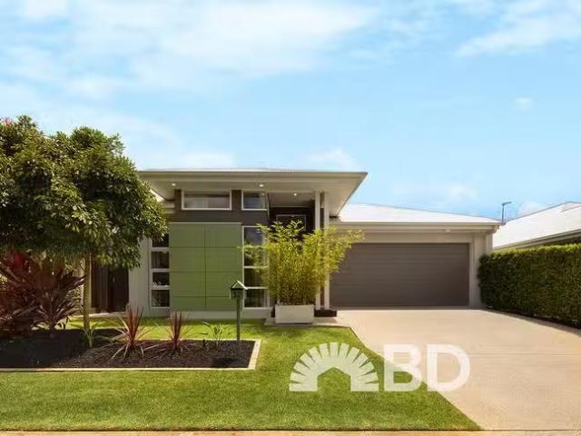 Cozy 32 Ridge Parade, Narangba, QLD 4504