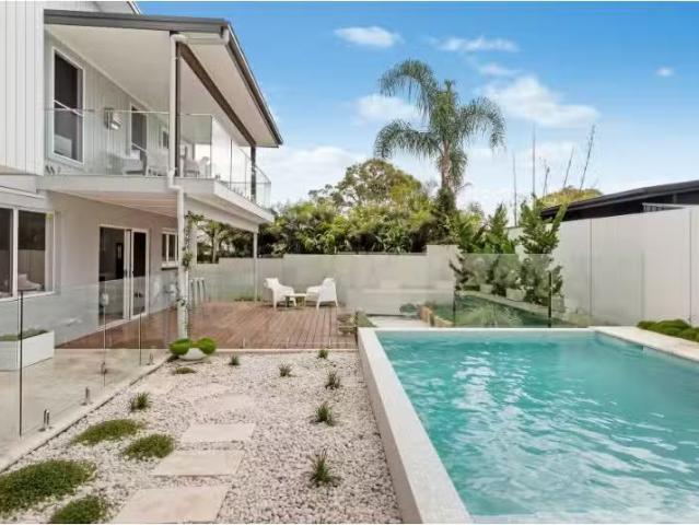 Deal! 32 The Bastion, Umina Beach House for rent Listed by Ma.