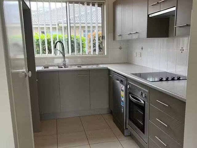 Unique 3/35 Rawson Street, Aberdare, NSW 2325