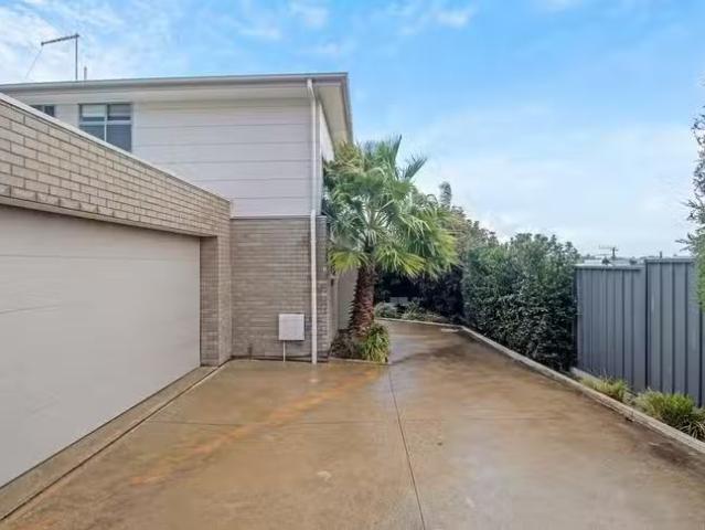 For Rent! 3/36 Maturin Avenue, Christies Beach, SA 5165