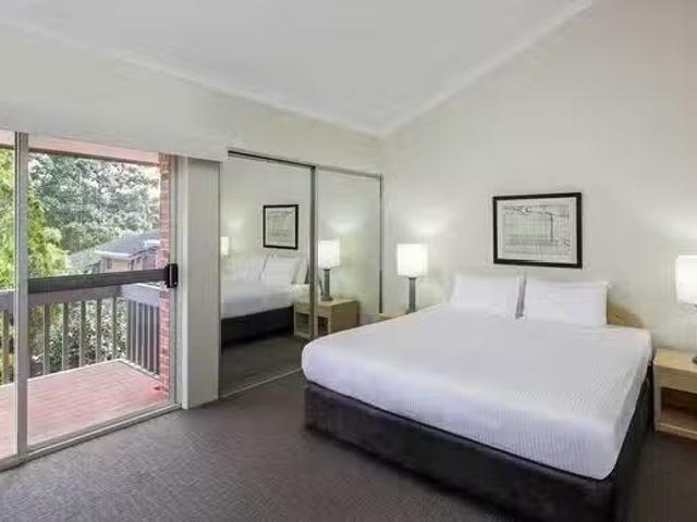 Cozy 33/2 12 Busaco Road, Marsfield, NSW 2122