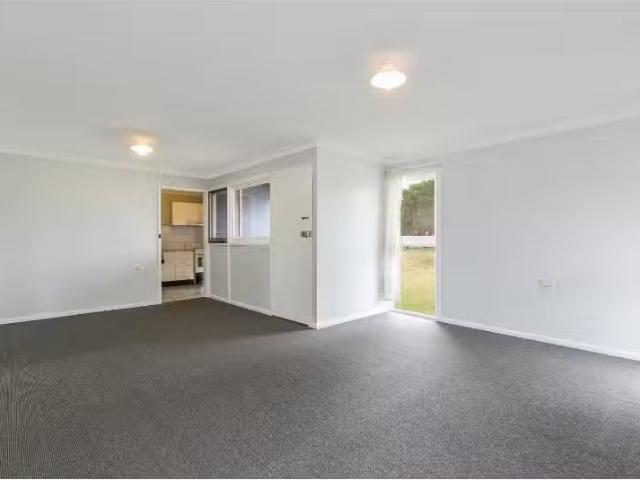 Deal! 33 Gasnier Road, BARRACK HEIGHTS House for rent Listed.