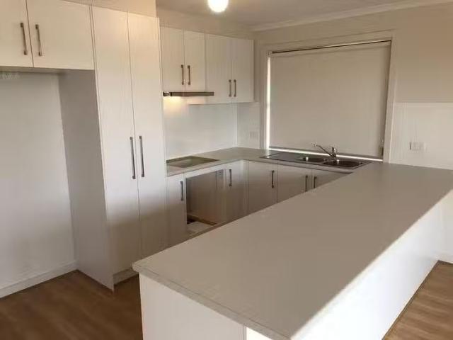 Just in! 33 Luis Drive, Angle Vale, SA 5117