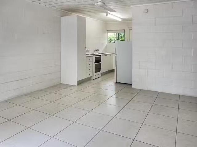 Deal! 3/431 Draper Street, Parramatta Park, QLD 4870