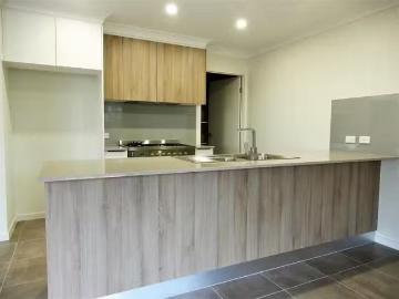 New 34 Cooper Way, Spring Mountain, QLD 4300
