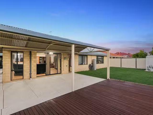 Deal! 34 Centennial Avenue, Bertram, WA 6167