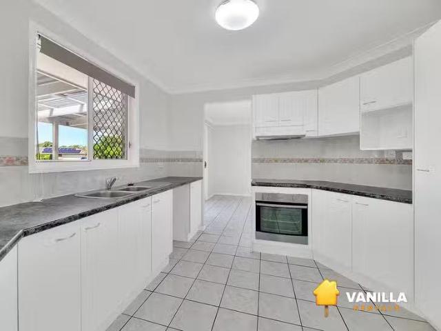 Charming 34 Wallace Street, Crestmead, QLD 4132
