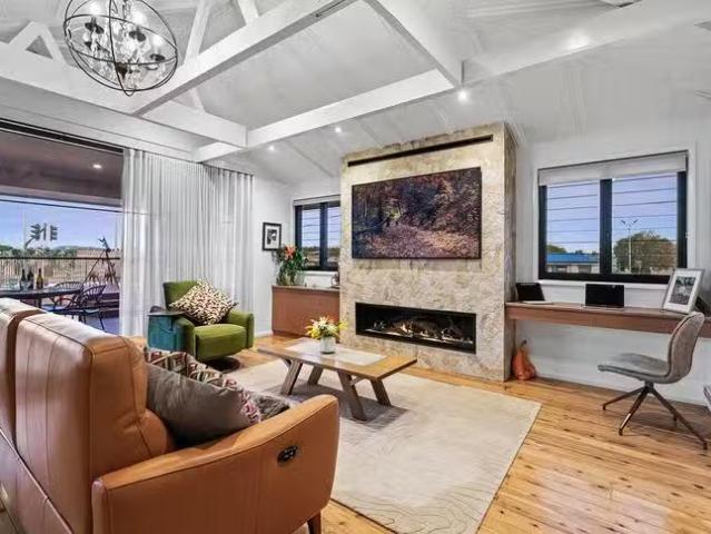 Cozy 35 Clifford Street, Toowoomba City, QLD 4350