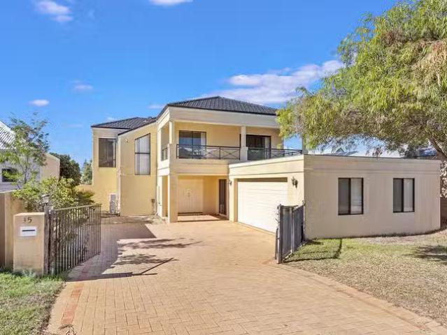 Nice 35 Abrolhos Quays, Wannanup, WA 6210