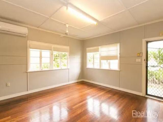 For Rent! 35 Mc Gill Street, BASIN POCKET House for rent List.