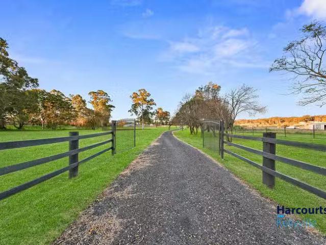 Charming 35 Wolseley Road, Mcgraths Hill, NSW 2756