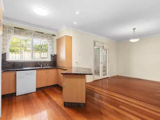 Deal! 35B Tyne Street, Box Hill North, VIC 3129