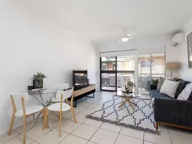 Unique 3/67 Ryans Road, Northgate, QLD 4013