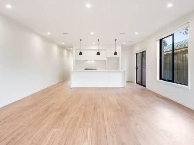 For Rent! 367A Autumn Street, Newtown, VIC 3220 House for Rent