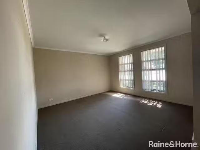 Cozy 36 Biarritz Street, Munno Para West, SA 5115