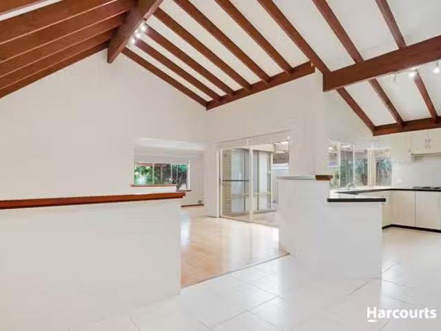 Cheap 36 Johanson Promenade, MURDOCH, WA 6150 House for Rent