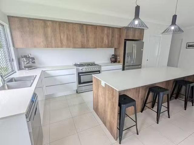 Cheap 36 Laguna Avenue, Redlynch, QLD 4870