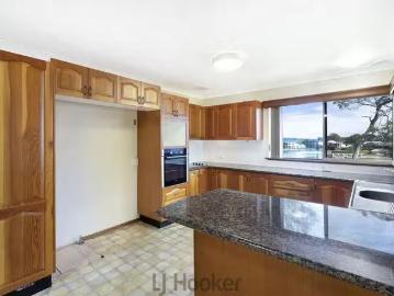 For Rent! 374 Skye Point Road, Coal Point, NSW 2283