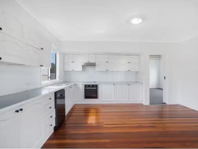 New 378 Lake Road, ARGENTON House for rent Listed by Love Ren.