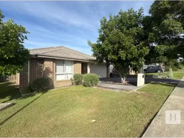 Charming 37 Avondale Drive, Thornton House for rent Listed by.