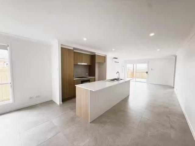 New 37 Flame Tree Road, Cotswold Hills, QLD 4350