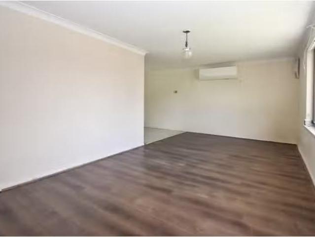 Deal! 37 Kurim Avenue, Orange House for rent Listed by Belle.
