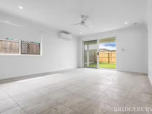 Cozy 37 Napier Crescent, Yarrabilba, QLD 4207