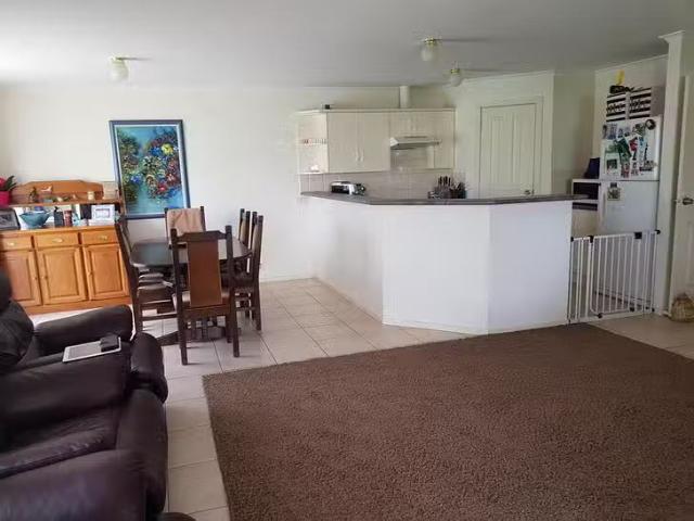 Cheap 37 Port Elliot Road, Goolwa Beach, SA 5214