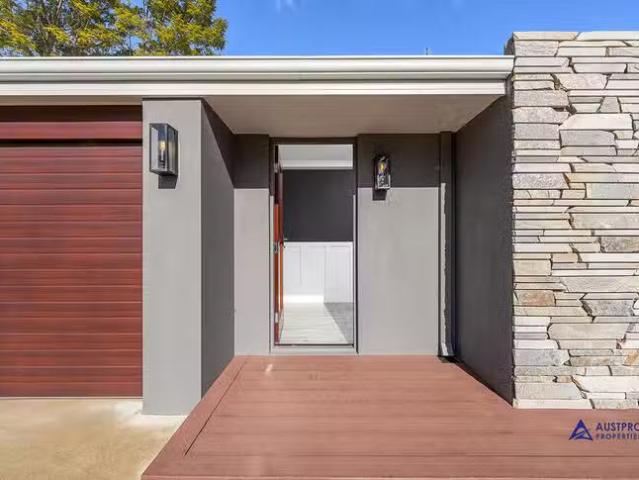 Rental! 37A Rhodes Crescent, Calista, WA 6167