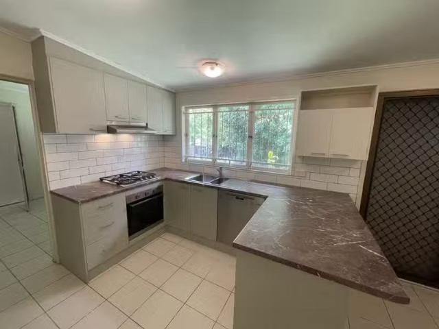 For Rent! 39 Anita Street, YERONGA, QLD 4104 House for Rent