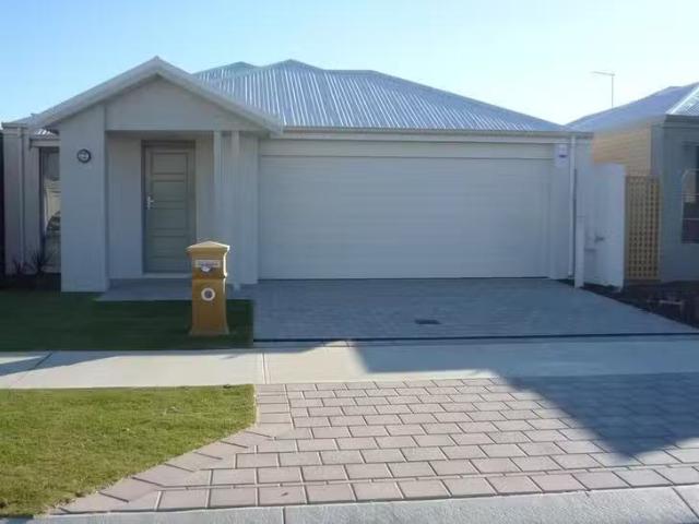 New 7 Aureate Way, Eglinton, WA 6034