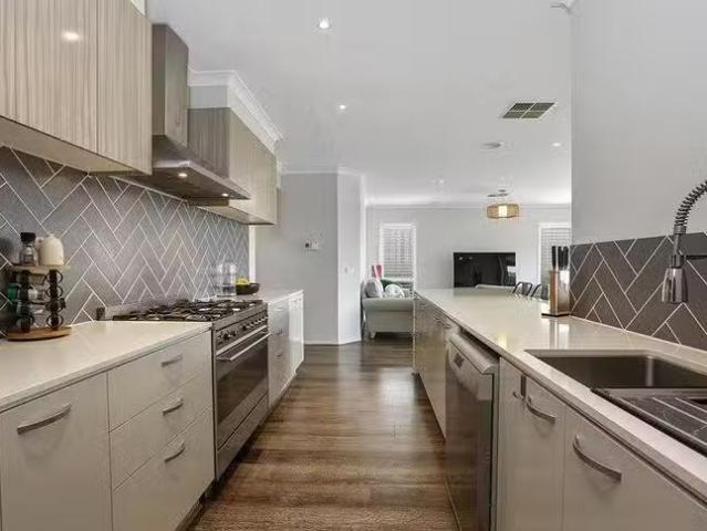 Rental! 7 Bollinger Street, Waurn Ponds, VIC 3216