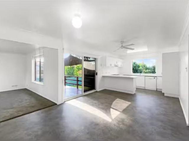Just in! 7 Flirtation Avenue, Mudgee House for rent Listed by.
