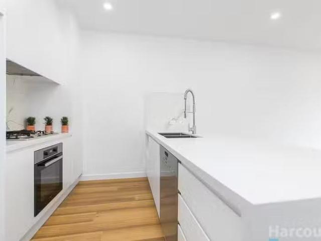 Just in! 7 Lambton Lane, New Lambton, NSW 2305 Townhouse for.