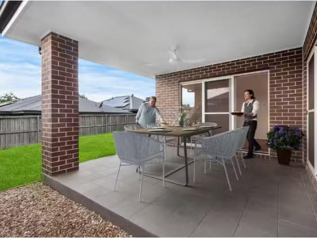 Nice 7 Range Street, North Richmond House for rent Listed by.
