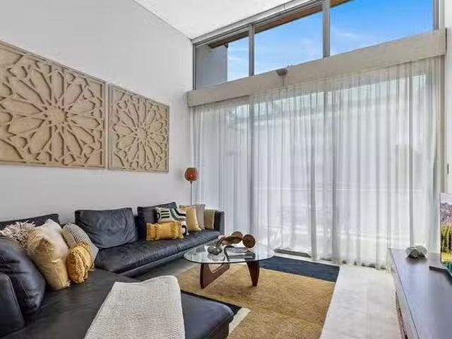 Deal! 7C Lawrence Avenue, West Perth, WA 6005