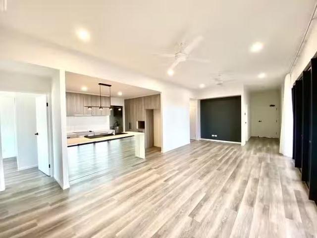 Cozy 401/51 Mcleod Street, Cairns City, QLD 4870