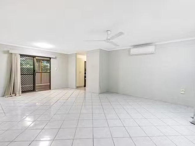 New 40 Anderson Road, Woree, QLD 4868