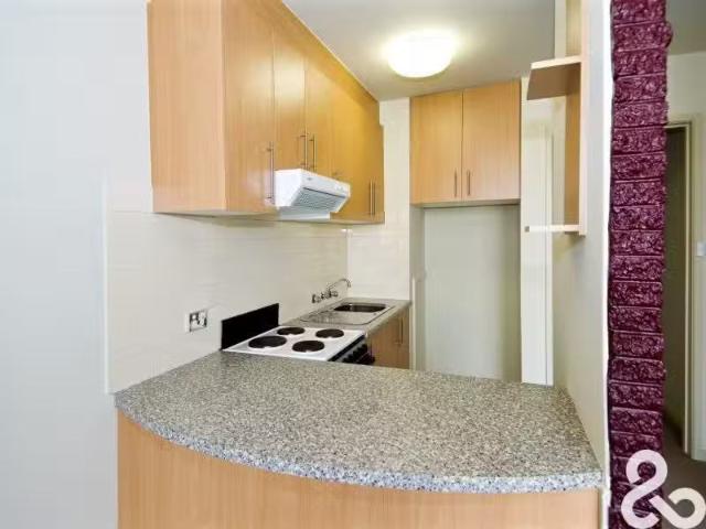 Rental! 4/176 St Georges Road, Northcote VIC 3070