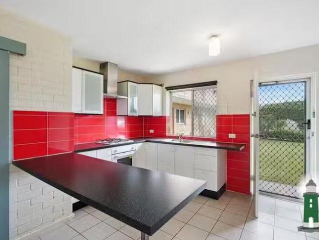 Cheap 4/178 Holland Street, Fremantle, WA 6160
