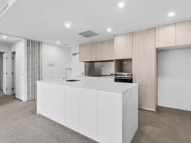 Deal! 419/253 Northbourne Avenue, Lyneham, ACT 2602