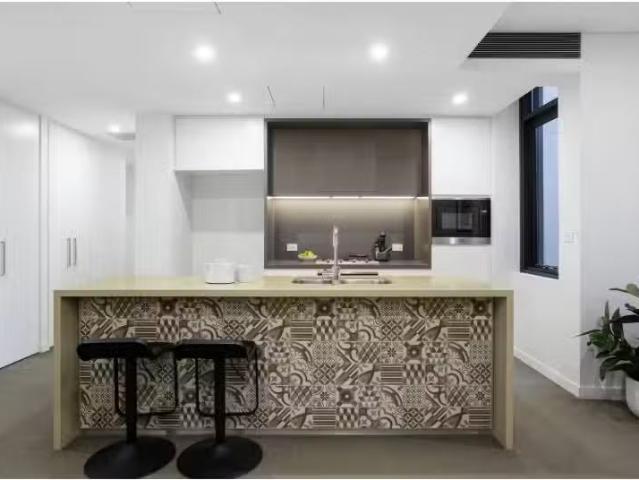Cozy 410/19 Minogue Crescent, Forest Lodge Apartment for rent.