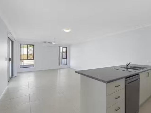 Deal! 41 Golf Links Circle, Gympie, QLD 4570