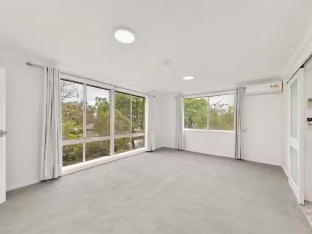 Nice 41 Pandanus Street, Fisher House for rent Listed by Jamy.