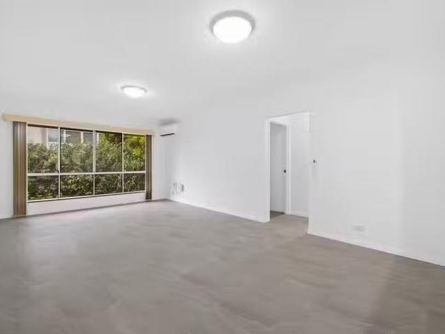 Cheap 4/27 Dobson Street, Ascot, QLD 4007