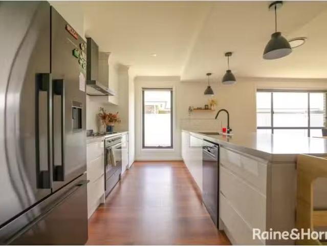 Nice 42 Duramana Road, EGLINTON House for rent Listed by Rent.