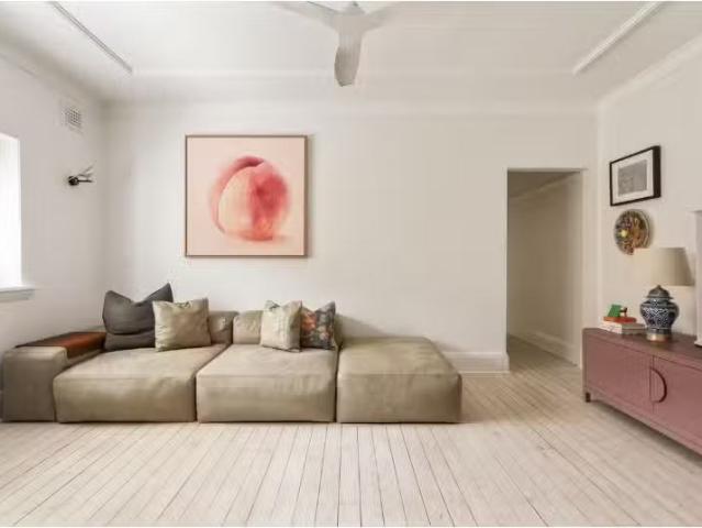 Just in! 4/39 Salisbury Road, ROSE BAY Apartment for rent Lis.