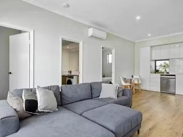 Just in! 4/44 Surada Street, North Coogee, WA 6163