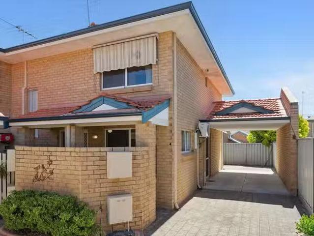 For Rent! 4/45 Foss Street, Bicton, WA 6157
