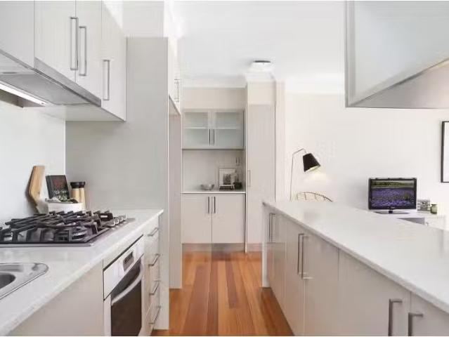 Just in! 44/60 Drumalbyn Road, Bellevue Hill Apartment for ren.